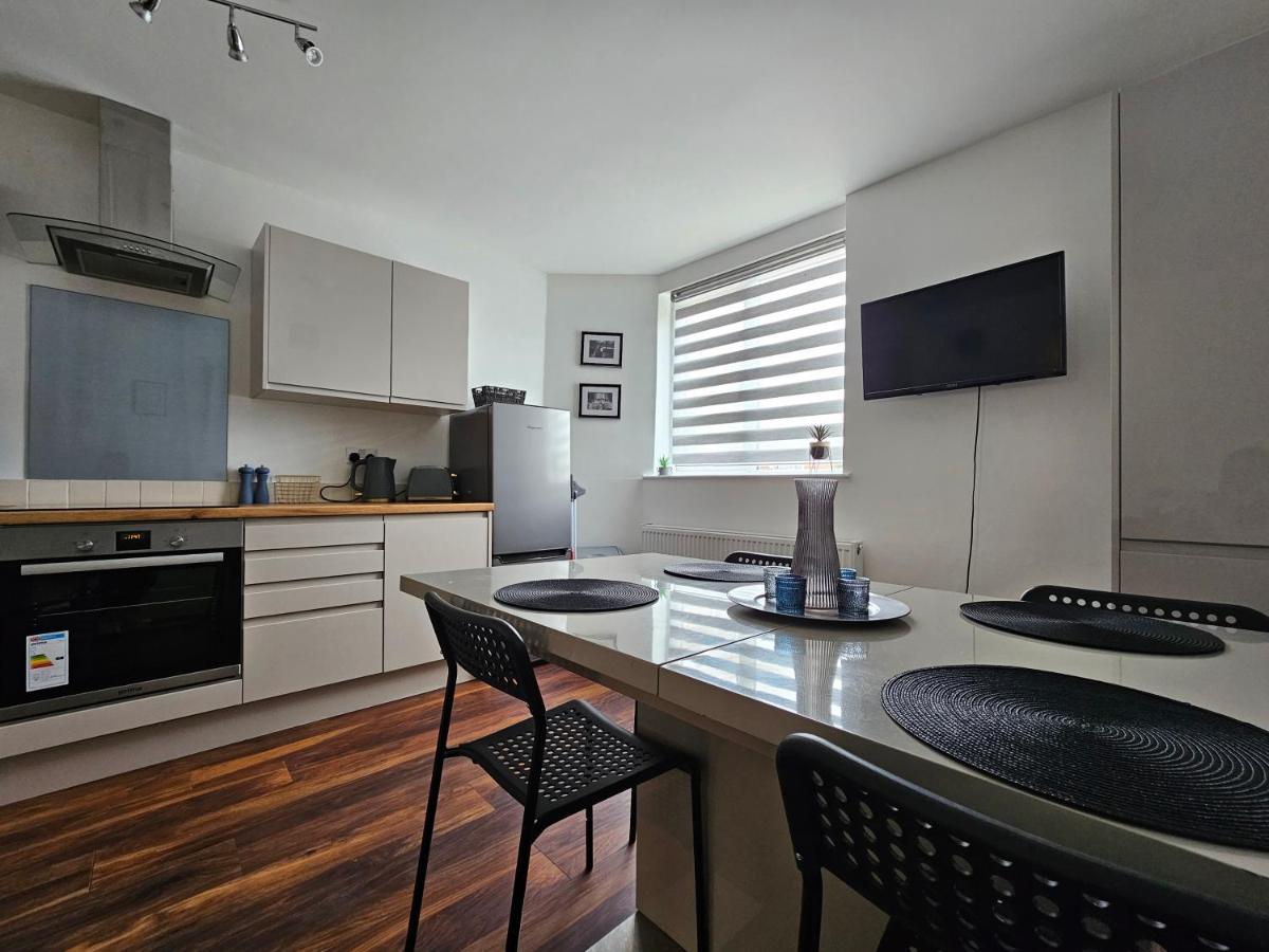Guest House - Close To All Amenities Northampton Esterno foto